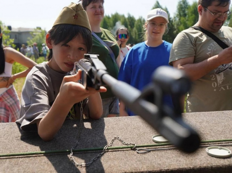 В поселке Чебакса прошла вторая городская военно-историческая реконструкция «Бой после Победы»