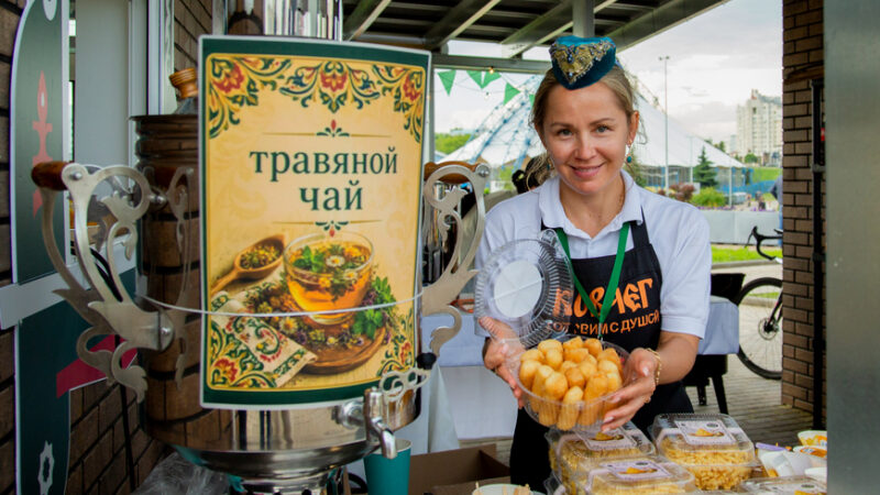 Рустам Минниханов: «Для нас большая честь, что столица Татарстана представлена сегодня в Минске» Рустам Минниханов: «Для нас большая честь, что столица Татарстана представлена сегодня в Минске»