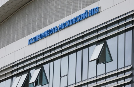 Московский НПЗ получил повреждения в ходе атаки дронов Московский НПЗ получил повреждения в ходе атаки дронов