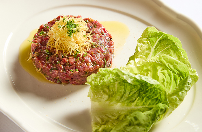 Рестораны летом: сезонные меню со вкусом отпуска, клубники и кинзы