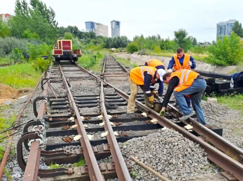 Свыше 12 км тоннелей промыли за две недели в казанском метрополитене 