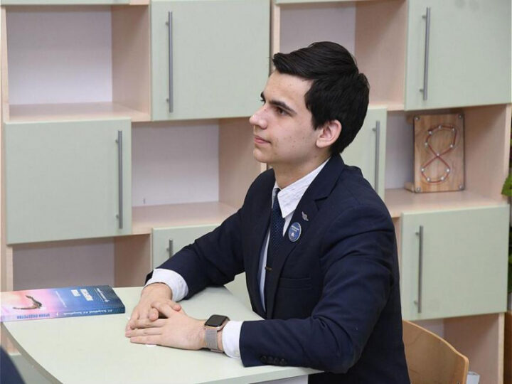 Мэр Казани: «У нас есть повод для гордости: 240 максимальных результатов ЕГЭ»