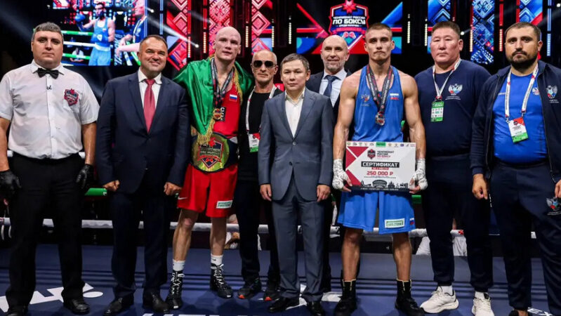 Сергей Сергеев завоевал золото чемпионата России по боксу Сергей Сергеев завоевал золото чемпионата России по боксу